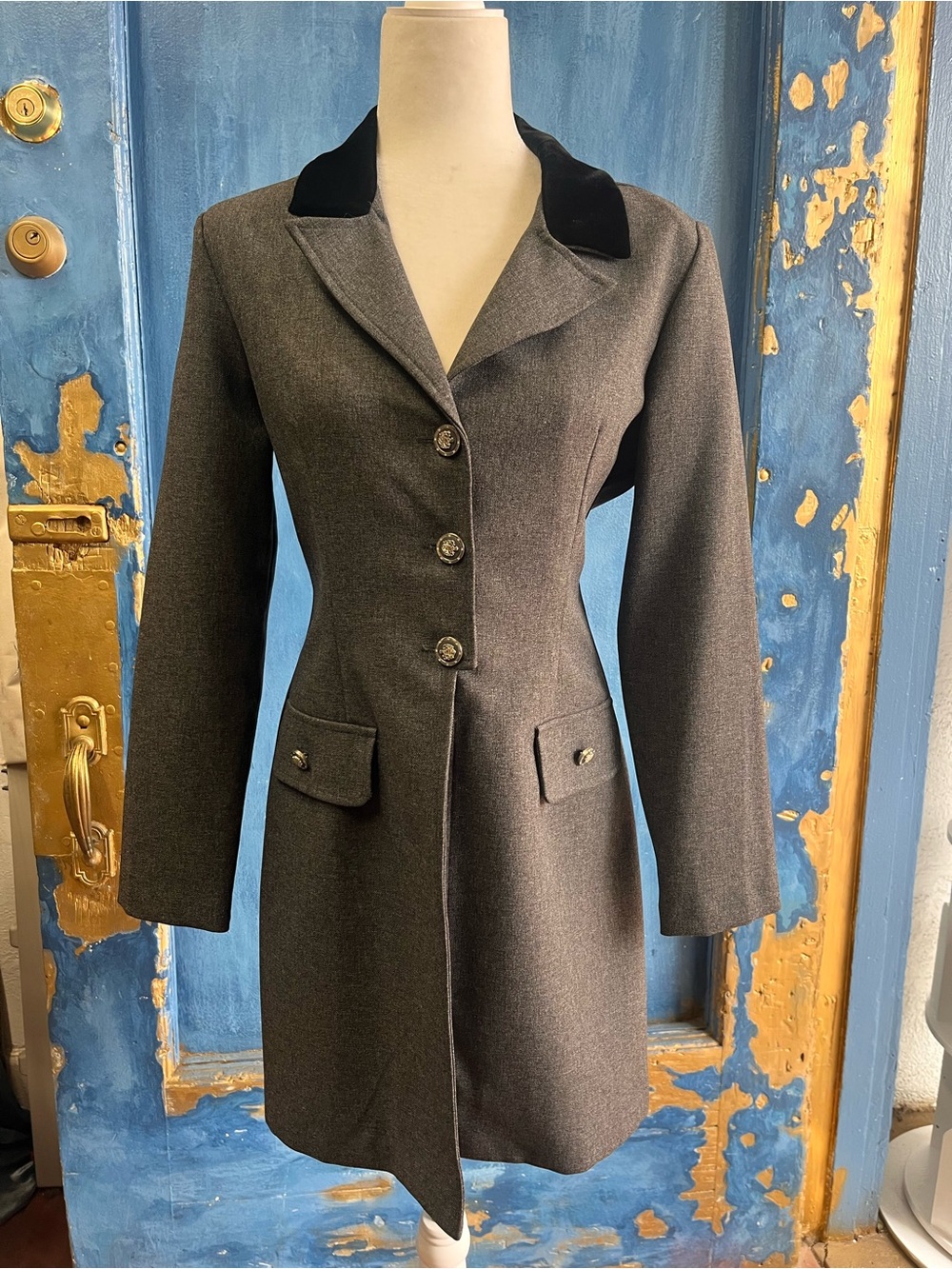 Vintage Women's Charcoal Tailored Coat with Black Velvet Collar